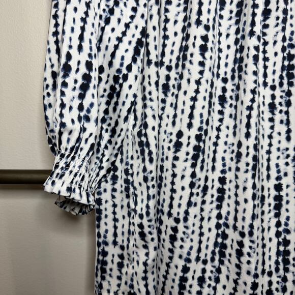 Halston 3/4 Sleeve Blue White Blouse Petite Size Small - Picture 5 of 7